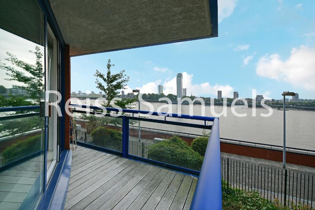 Main image of property: Nova Building, Newton Place, London, E14