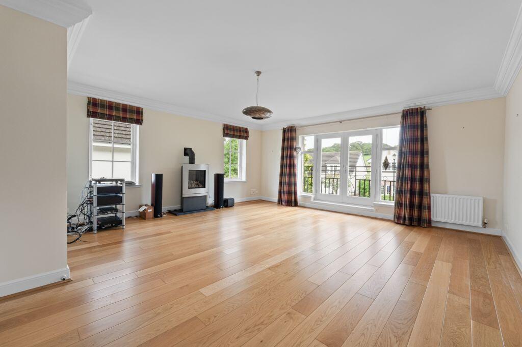 11 Craigerne Drive, Peebles EH45 9HN photo 4