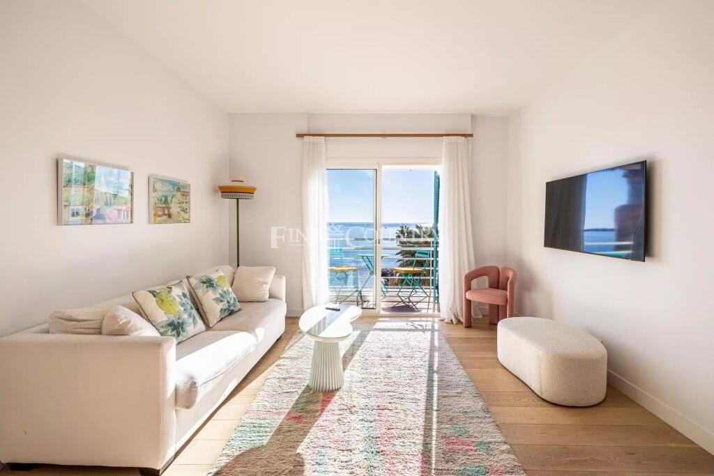 Main image of property: Provence-Alps-Cote d`Azur, Alpes-Maritimes, Cannes