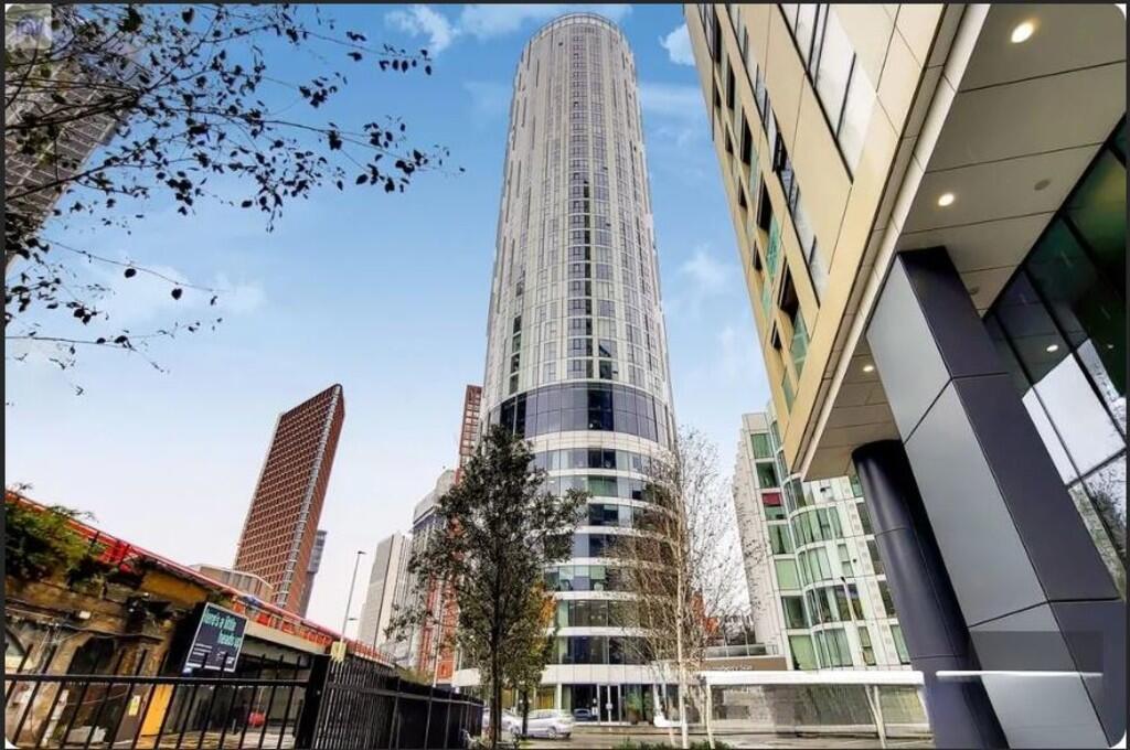 Main image of property: Wandsworth Road, Vauxhall, Sky Gardens, London, SW8 2LY