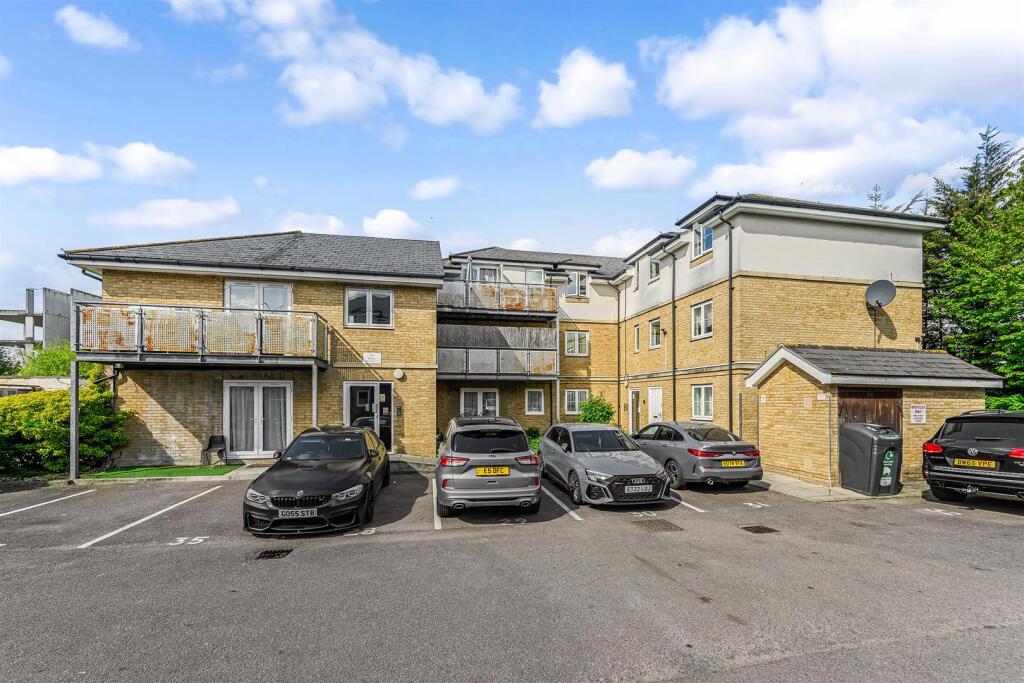 Main image of property: Lockwood Place, Chingford