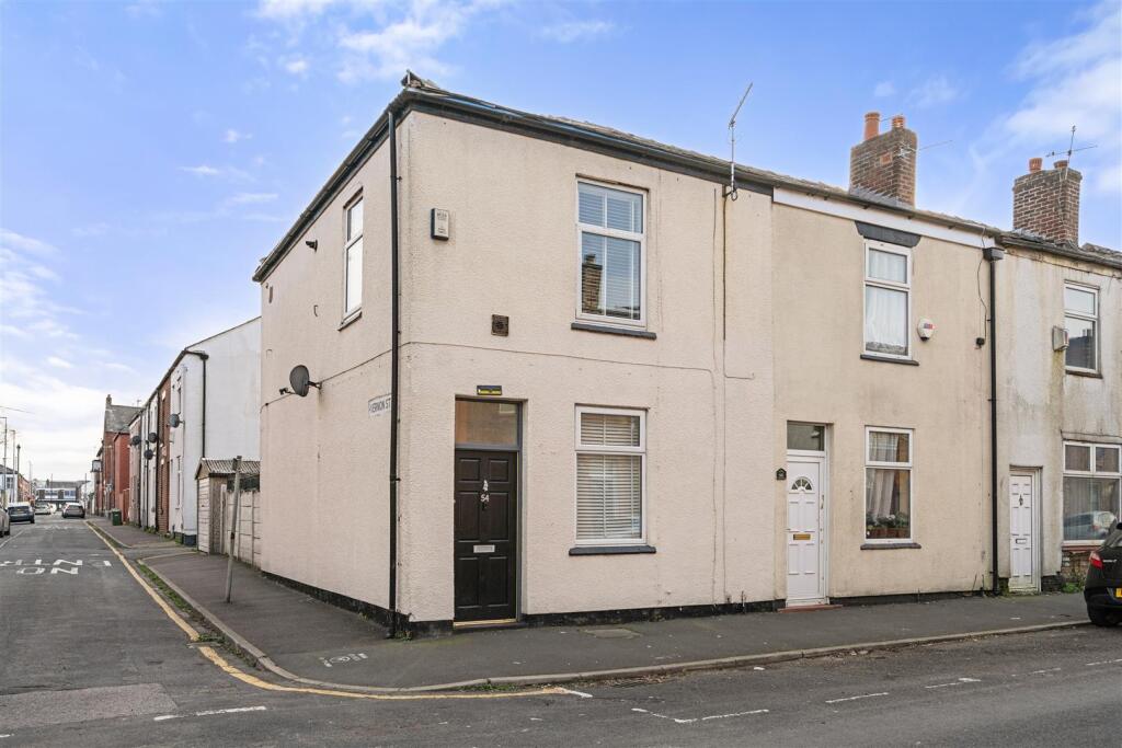 Main image of property: Henrietta St, Leigh