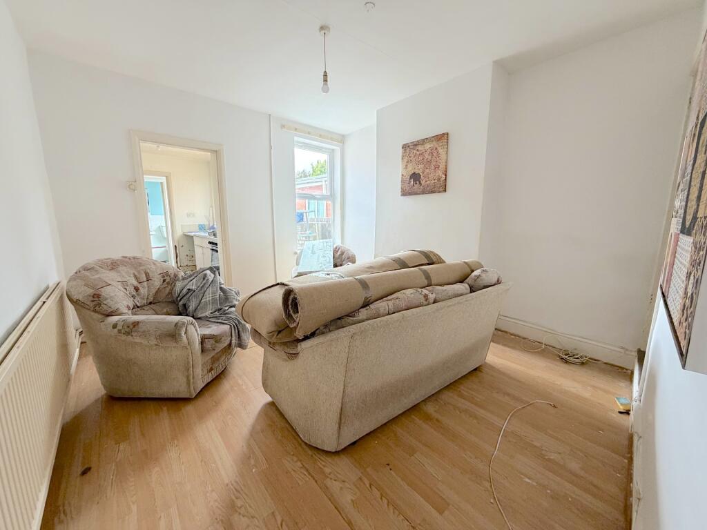 House in Wolverhampton, Low Hill - View 3