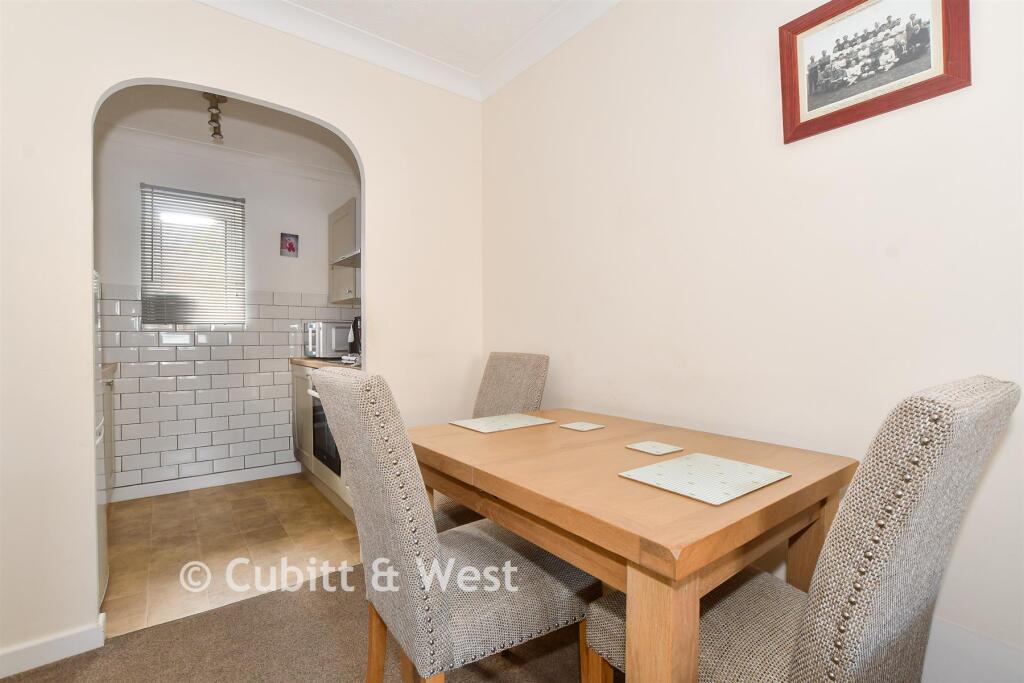 Apartment in Portsmouth - View 5