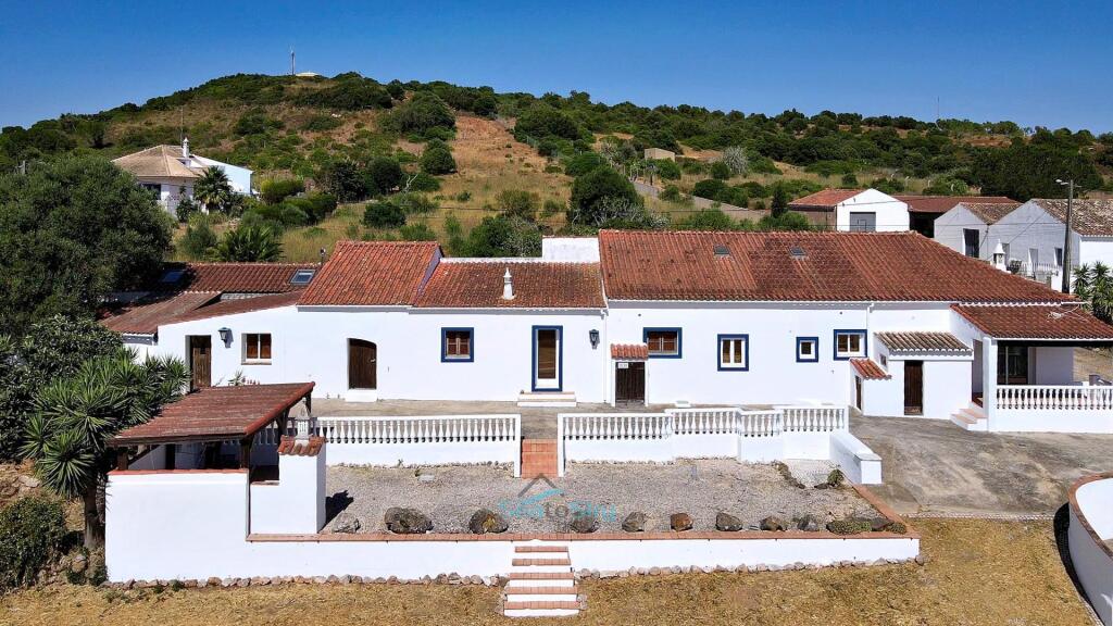 Main image of property: Algarve, Barão de São Miguel