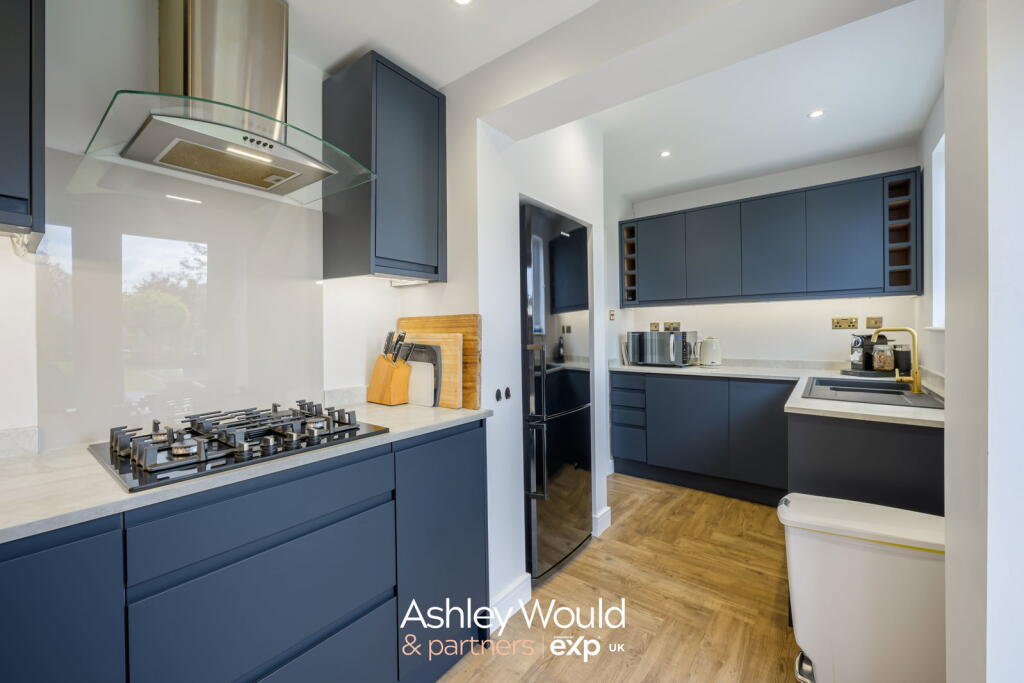 House in Dudley, West Midlands - More