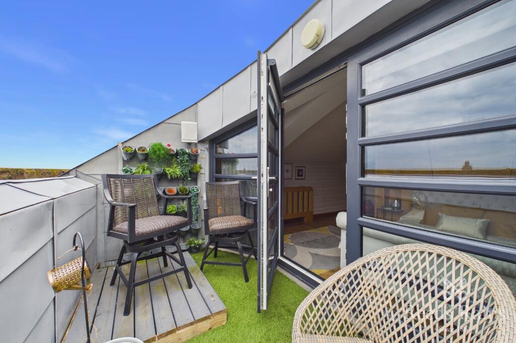 Main image of property: The Colonnades, Albert Dock, Liverpool, Merseyside, L3