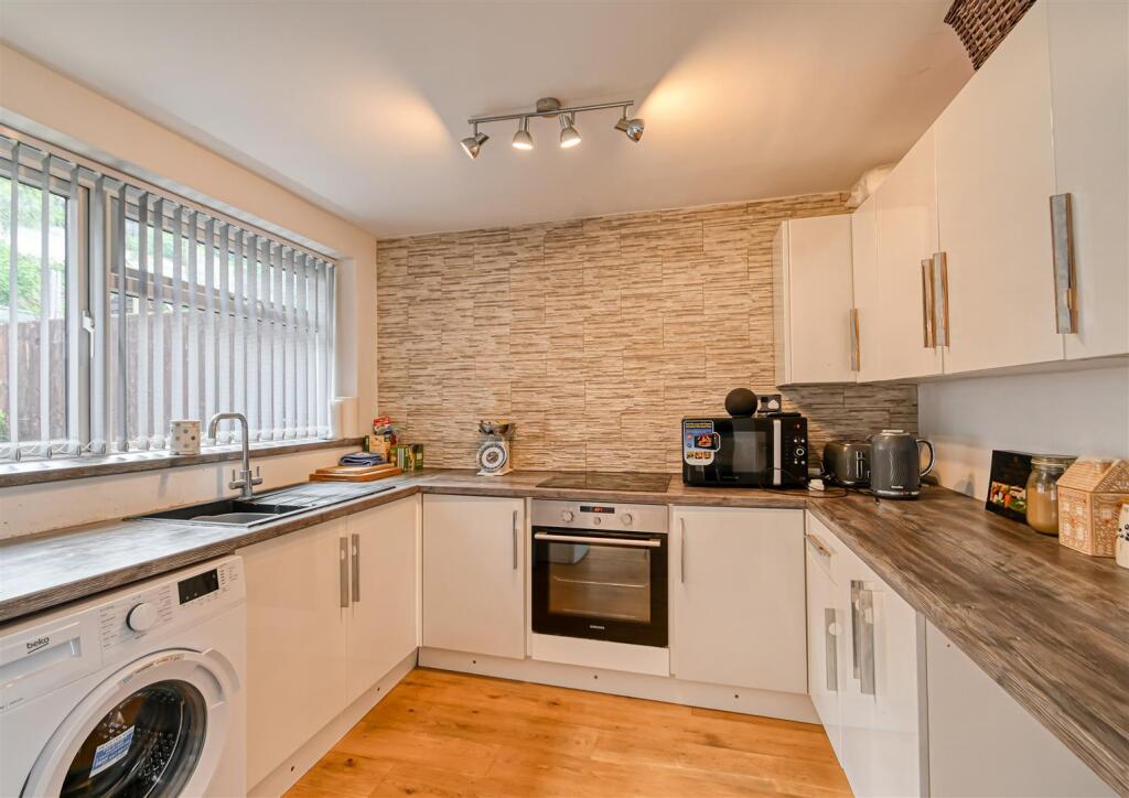 House in Bridgnorth, Low Town, Oldbury - More
