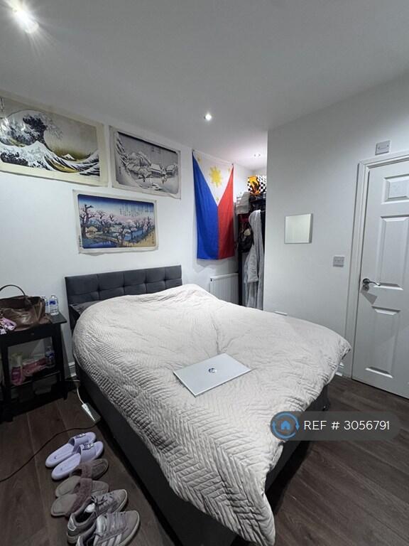6 bedroom detached house for rent