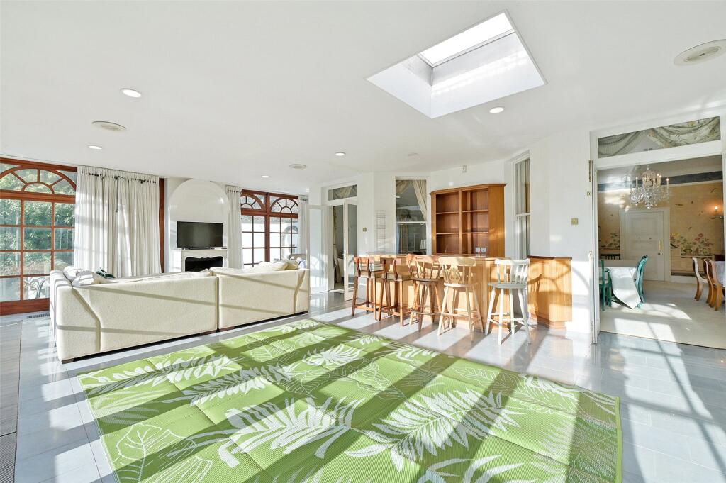 Wood Lane, Iver, Buckinghamshire, SL0 – pohled 4