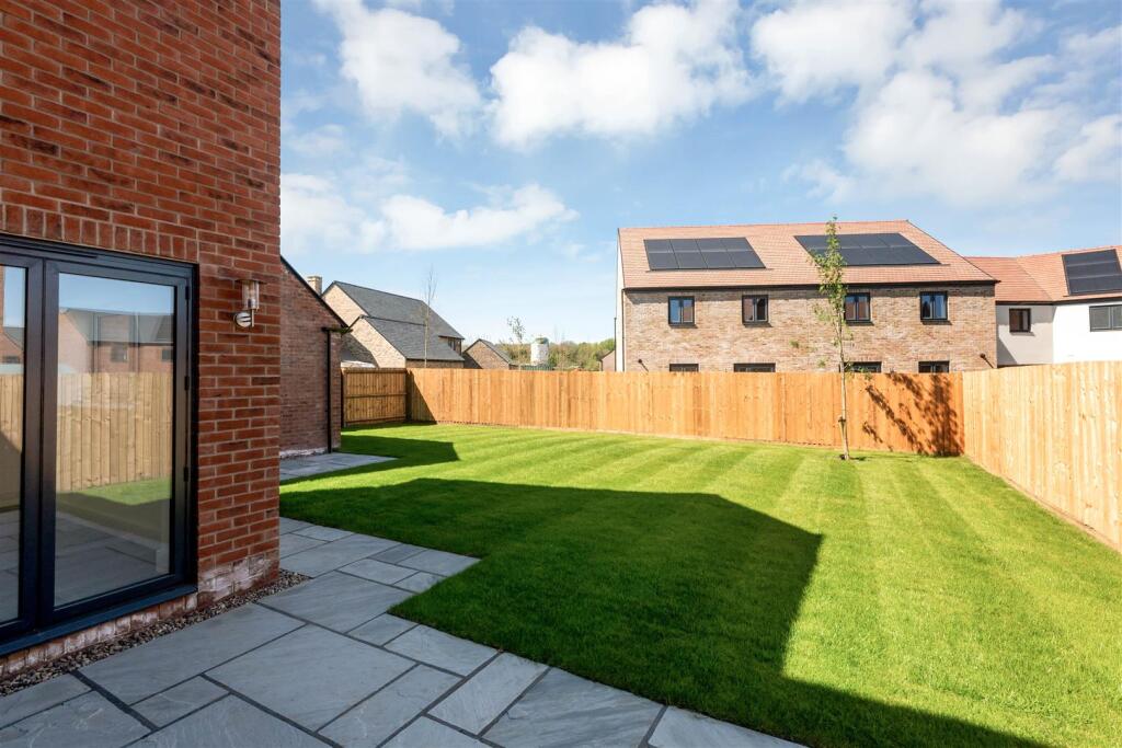 House in Barton Seagrave, North Northamptonshire - View 4