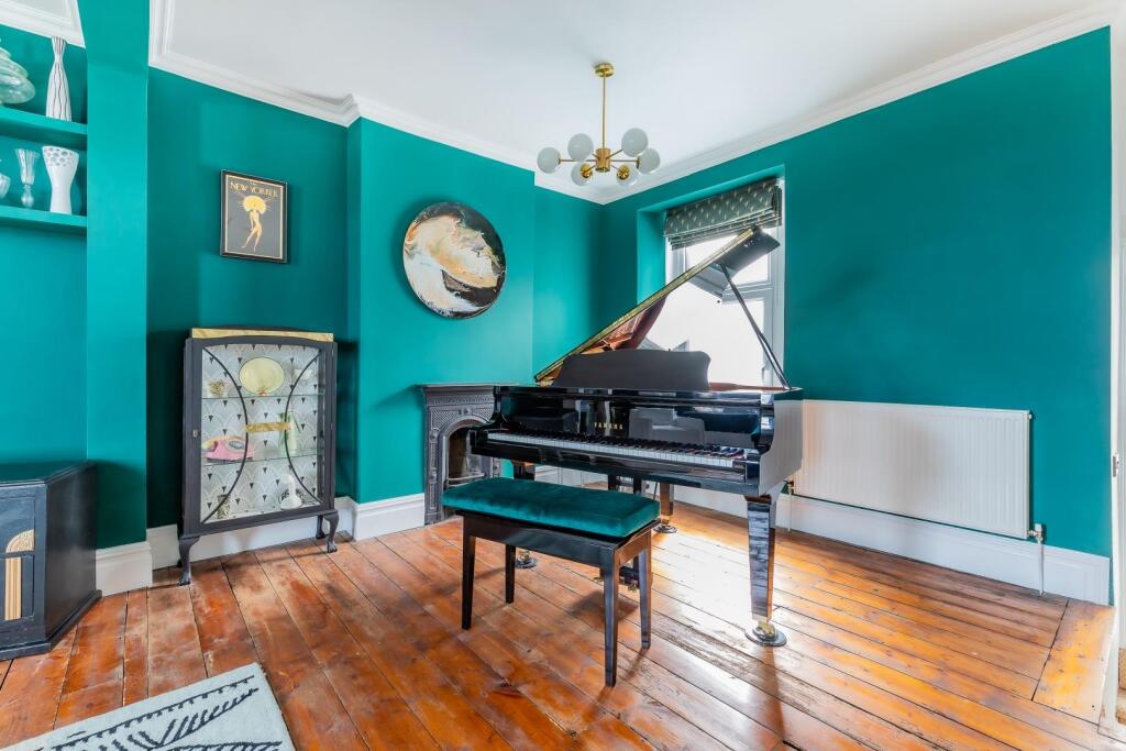 House in Cardiff - View 5