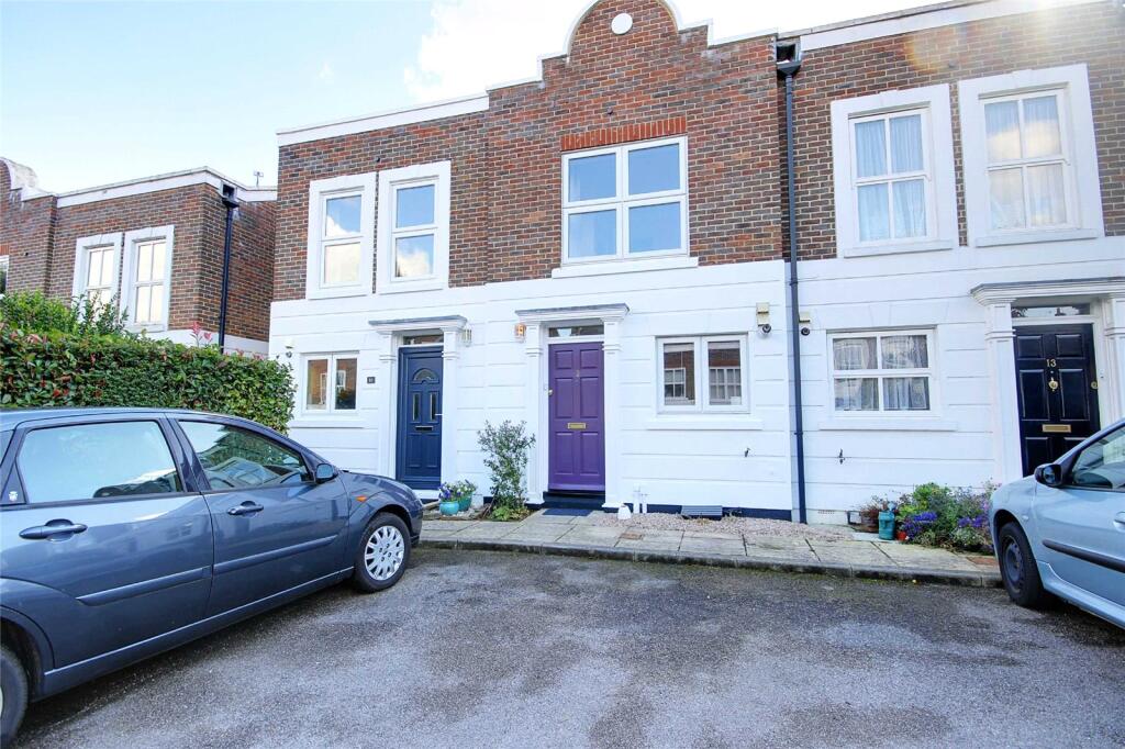 Main image of property: Belgravia Close, High Barnet, Hertfordshire, EN5