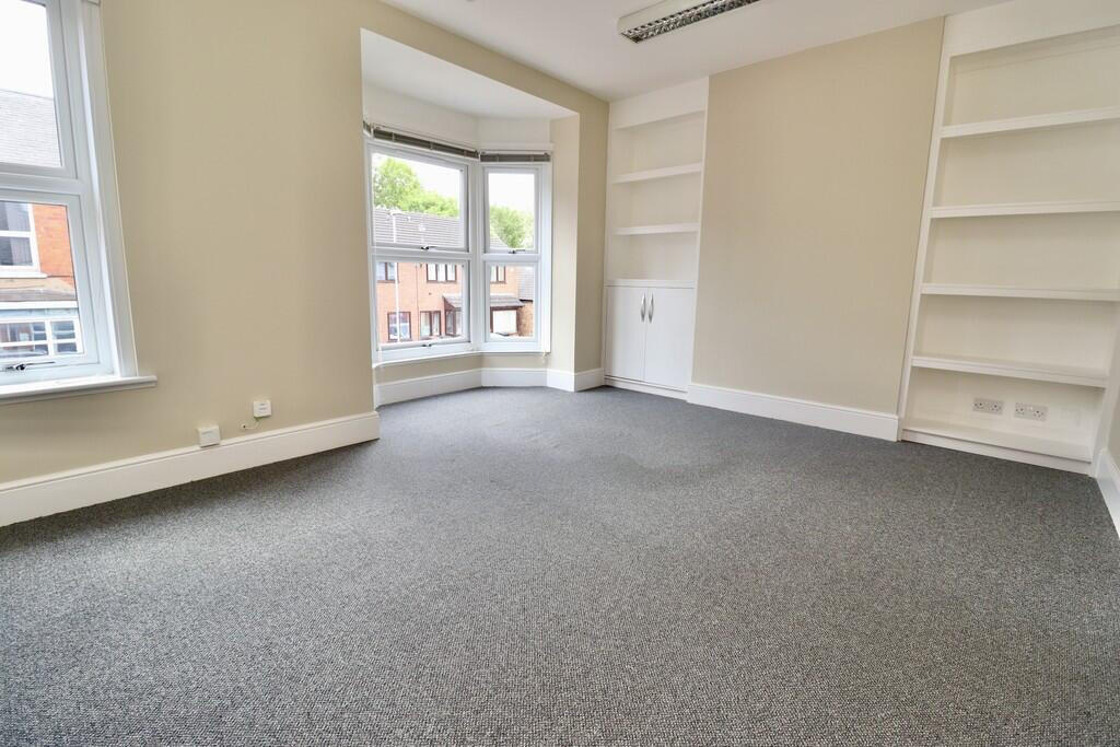 Apartment in Lincoln, New Boultham - View 5