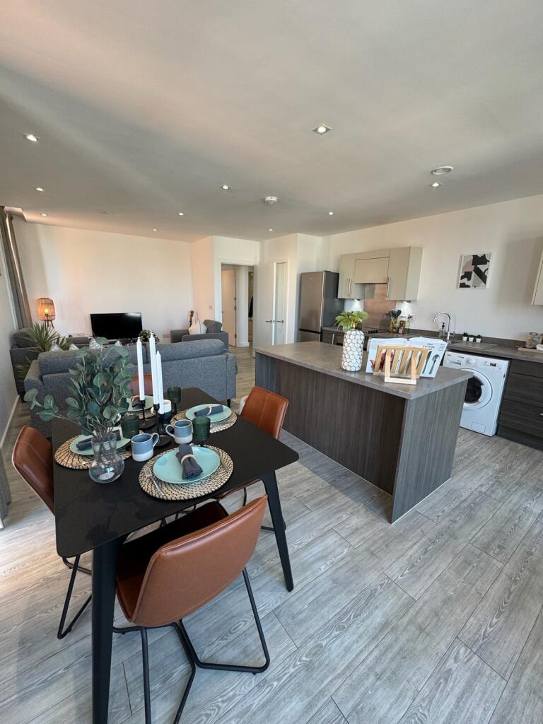 Main image of property: Oxbow, Stephenson House