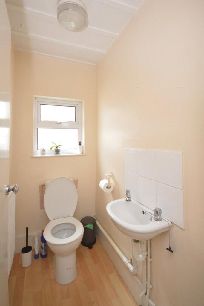4 bedroom terraced house for rent