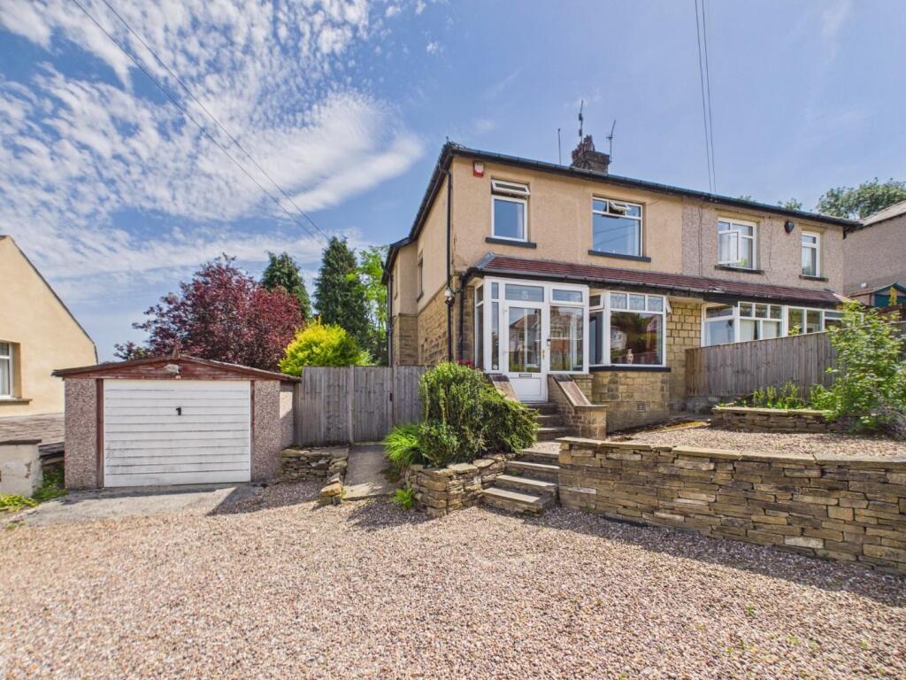 Main image of property: Ghyll Wood Drive, Bingley