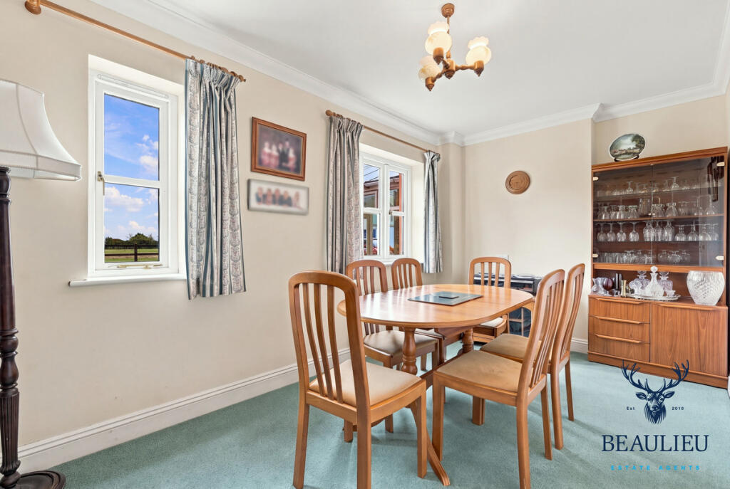 House in Chelmsford, Boreham - More