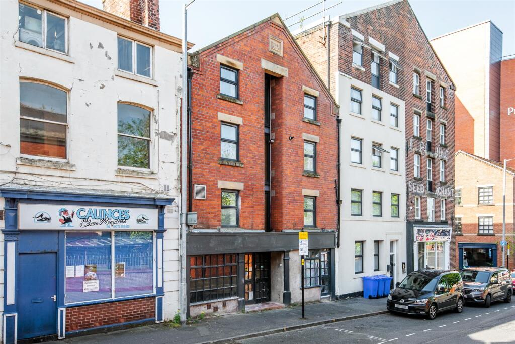Main image of property: Fleet Street, Preston