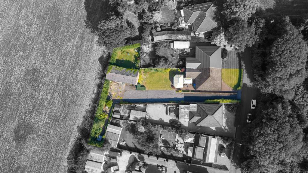 Main image of property: Glazebrook, Warrington, Cheshire, WA3