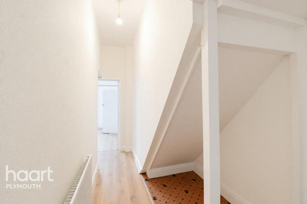 Apartment in Plymouth - View 4