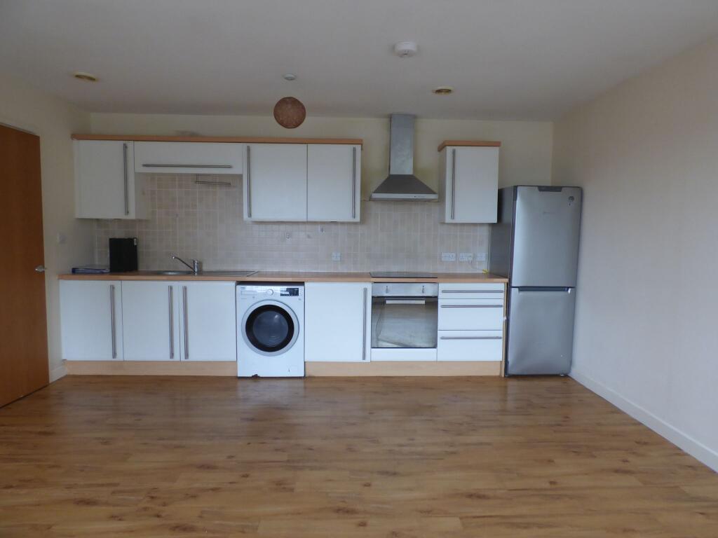 Main image of property: Flat 8 Dale House 204, London Road, Stockport, SK7