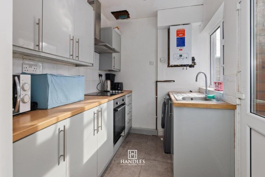 House in Warwick, Lillington, Royal Leamington Spa - More