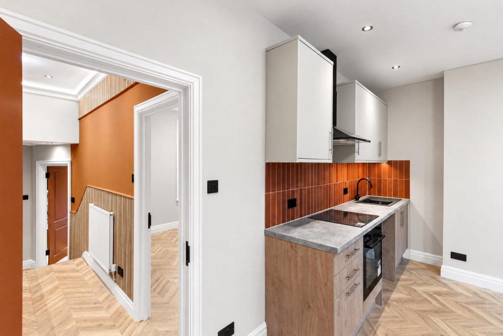 Apartment in London - View 4
