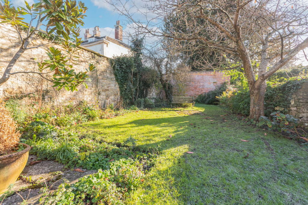 Church Street, Wotton-under-Edge photo 4