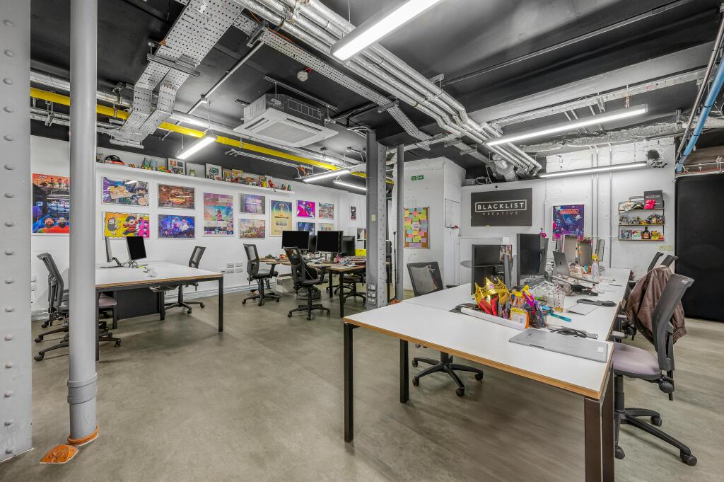 office 5.jpg