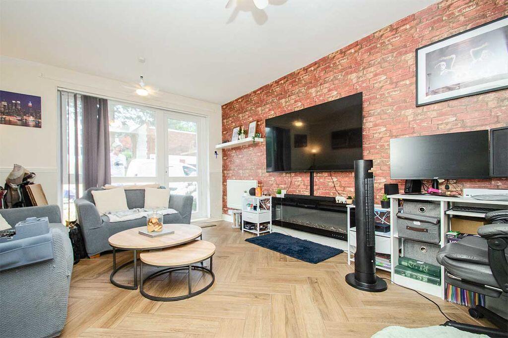 Apartment in Lichfield - View 5