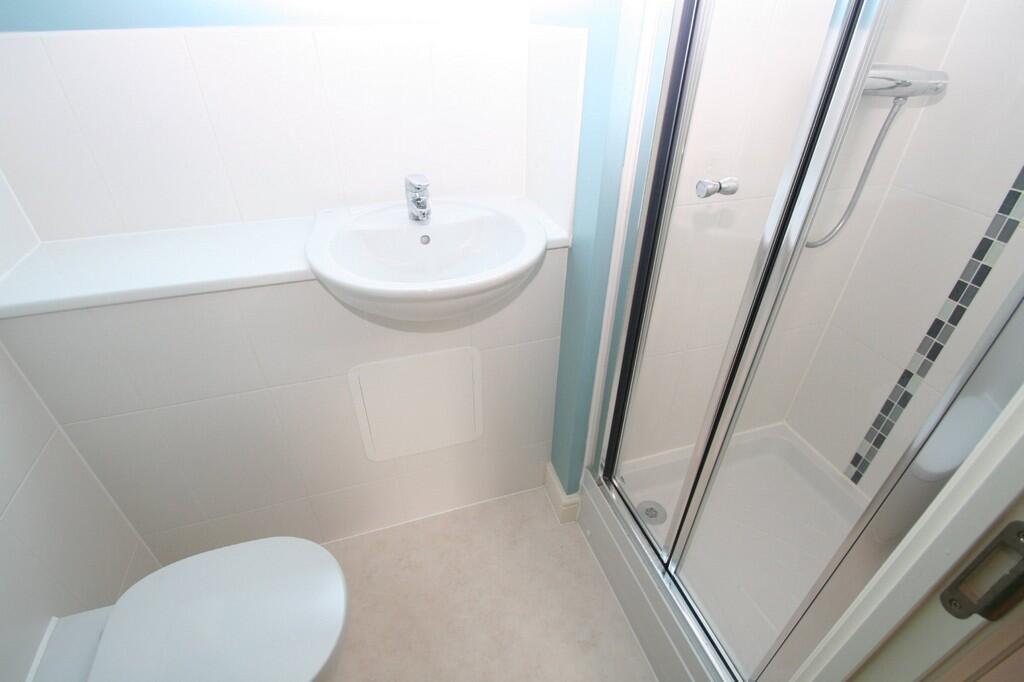 Apartment in Tonbridge - View 5