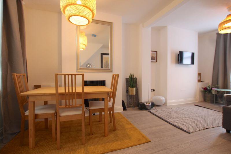 House in Cardiff, Adamsdown - View 3