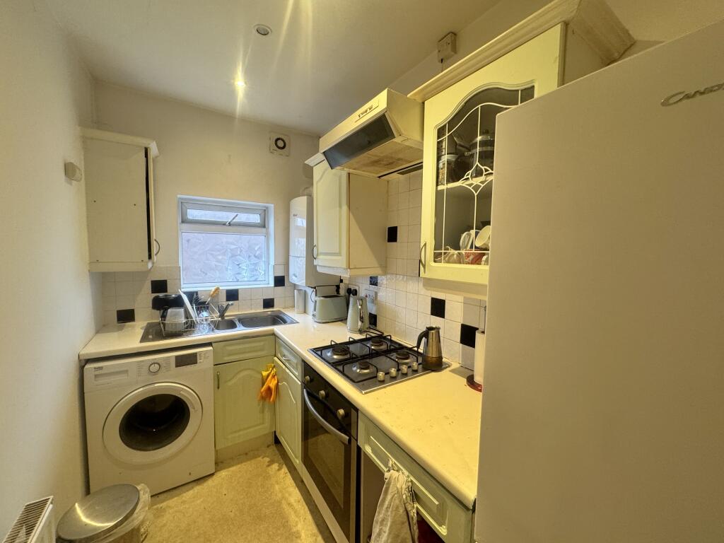 Flat ,  Atwood Road, Didsbury photo 4