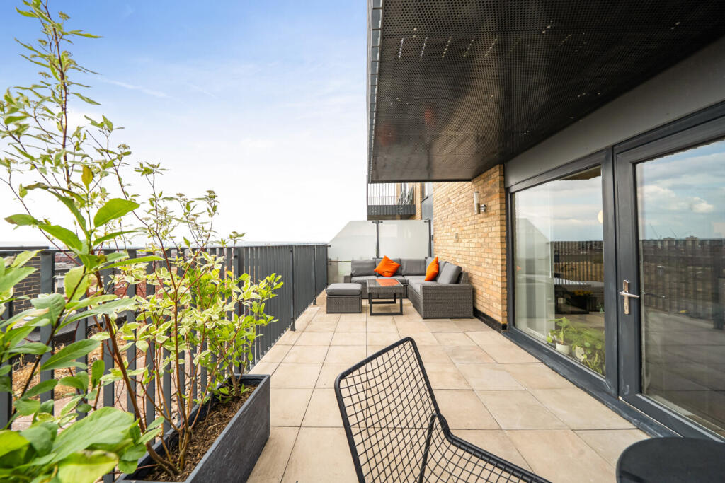 Main image of property: Hampden Road, London, N8