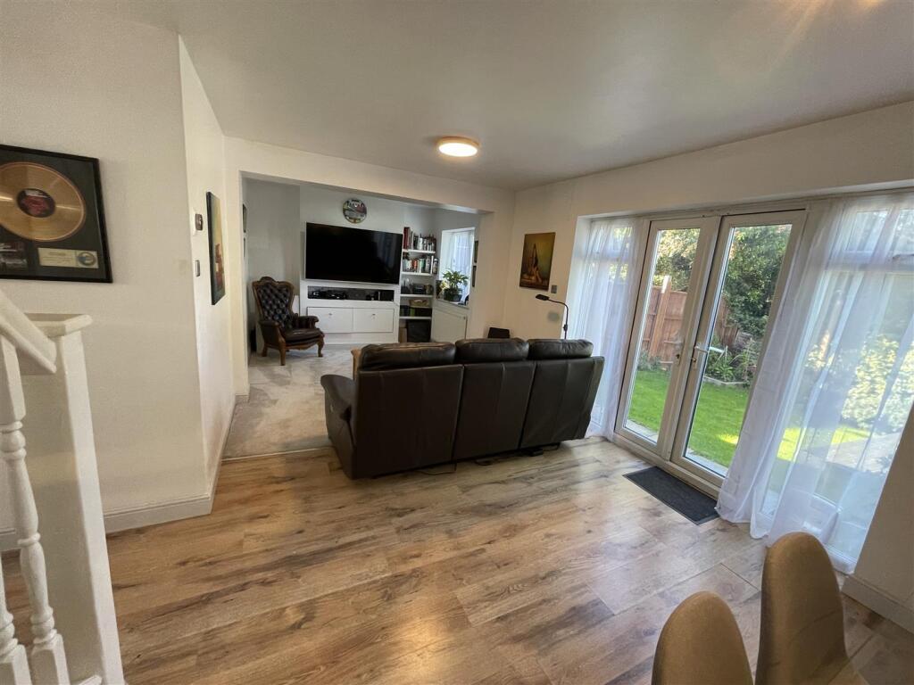 Wadnall Way, Knebworth photo 4