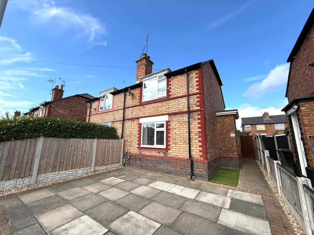 Main image of property: Bishops Gardens, Ellesmere Port, Cheshire West And Chester