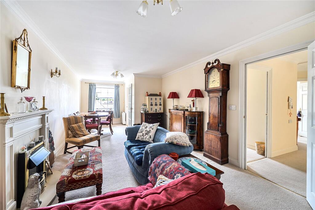 Apartment in Cheltenham, Bath Road Shops, Montpellier - View 4