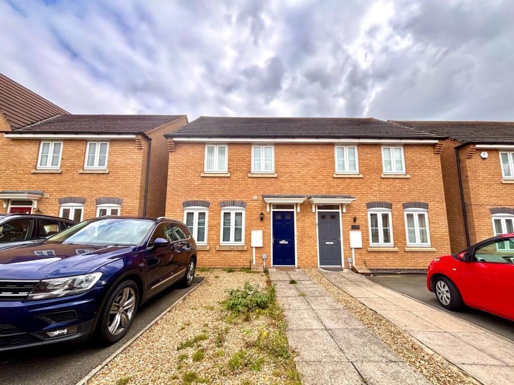 House in Wootton, Wootton Fields - View 2