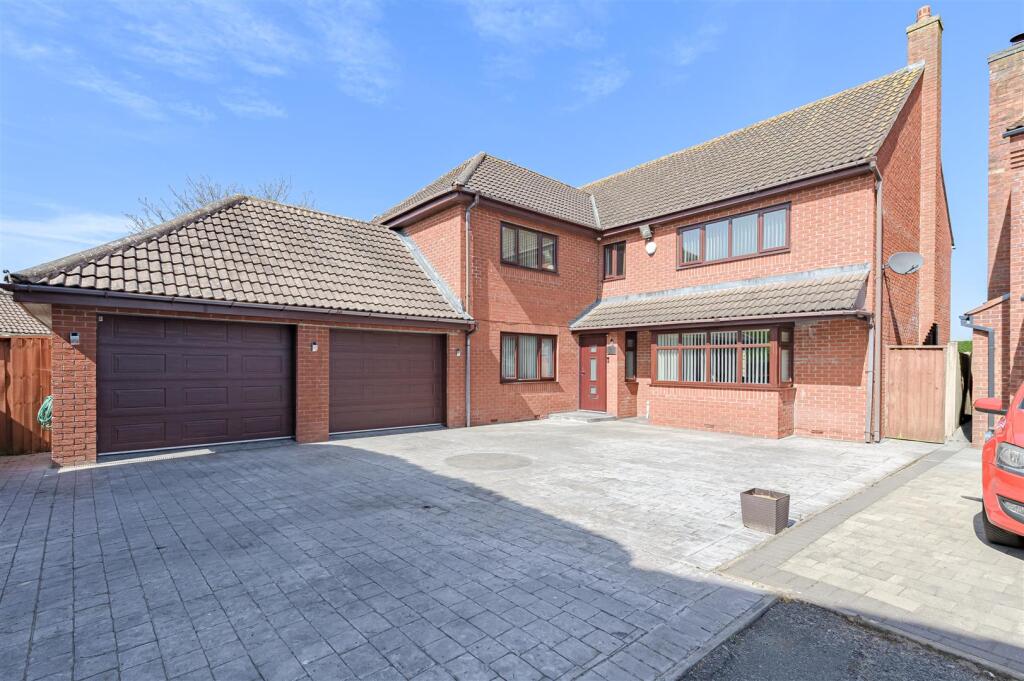 Main image of property: Woodbridge Park House, Hurley, CV9
