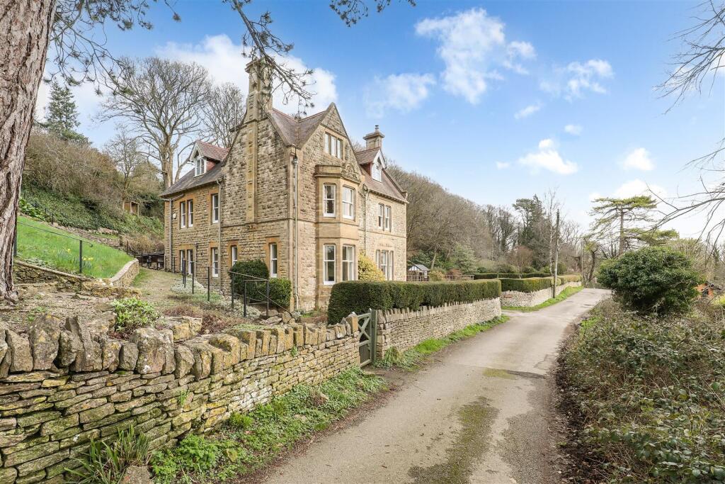 Main image of property: Pinfarthings Amberley, Stroud