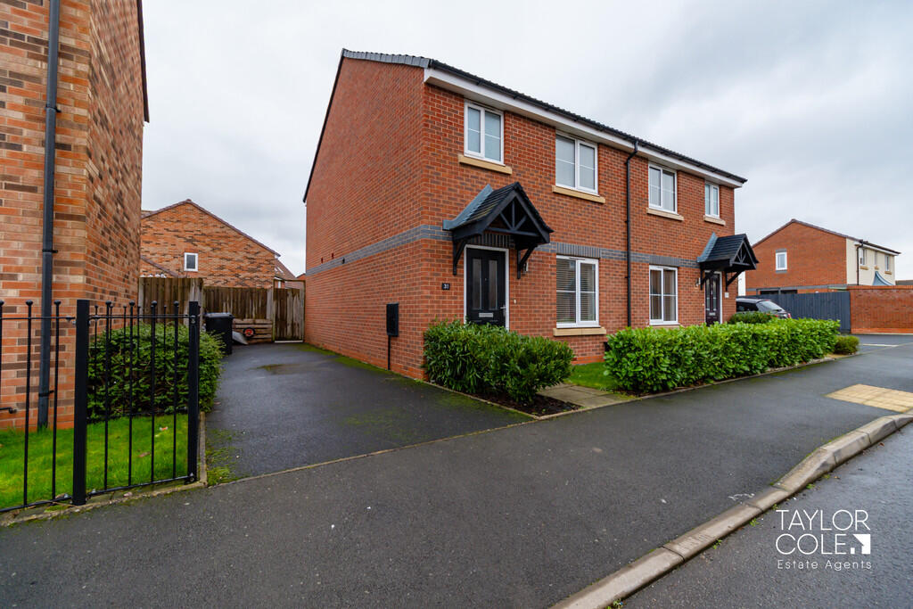 Main image of property: Memorial Drive, Tamworth