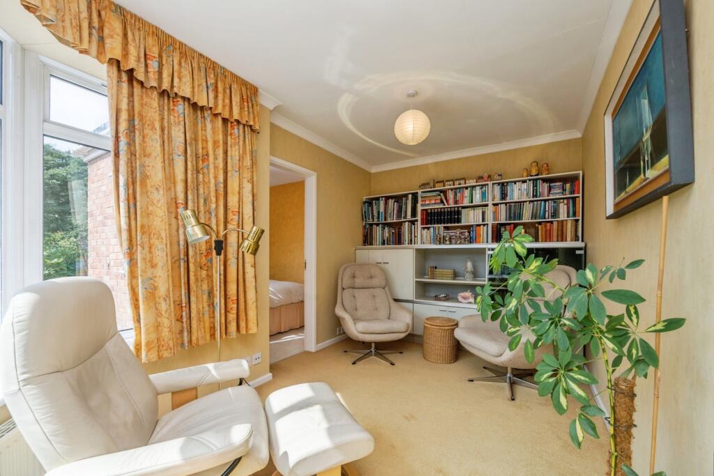 House in Stratford-on-Avon, Stratford-upon-Avon - More