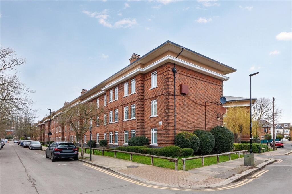Main image of property: Pinkham Mansions, Brooks Road, London, W4