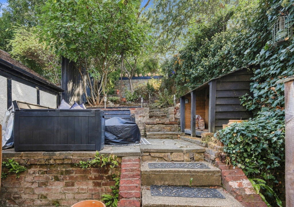 House in Stevenage - View 4