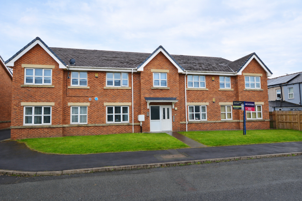 Main image of property: Oxford Street, Leigh WN7 1NE