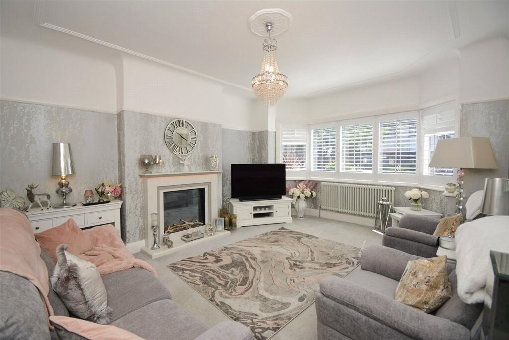 House in Wirral, Liverpool City Region - More