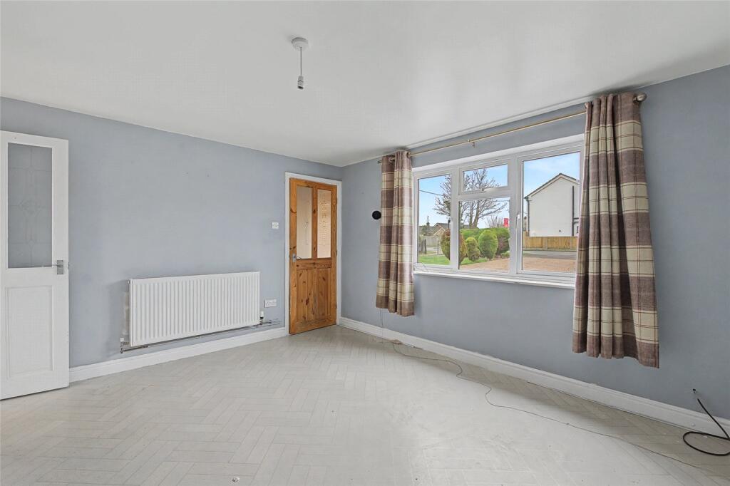 Roxholme Road, Leasingham, Sleaford, Lincolnshire, NG34 - More