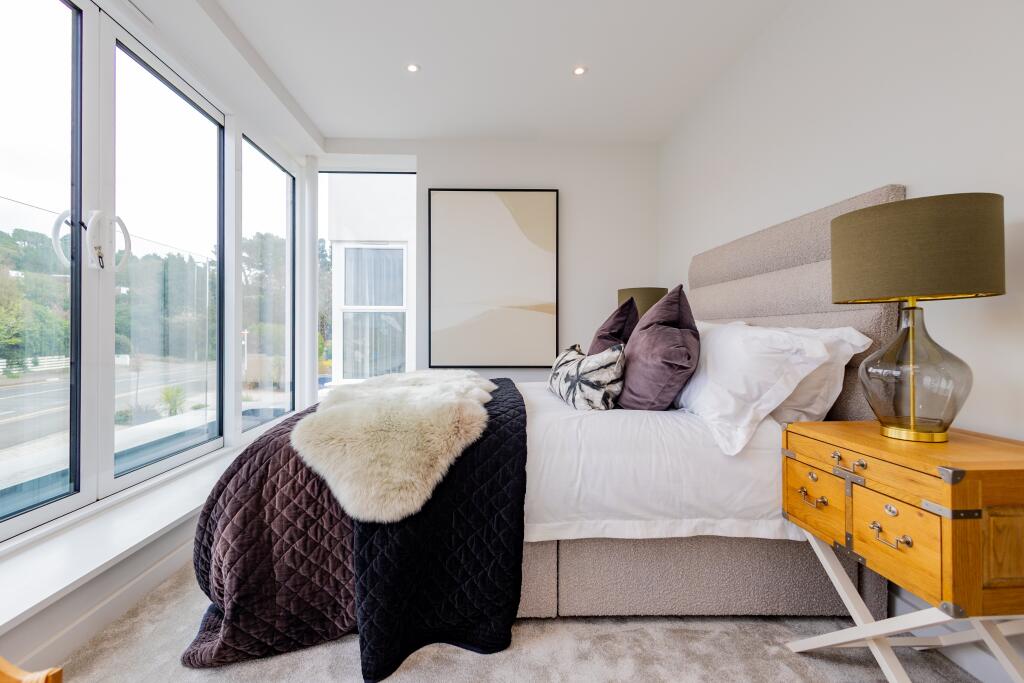 Additional image 14 of 302 Sandbanks Road, Lilliput, Poole