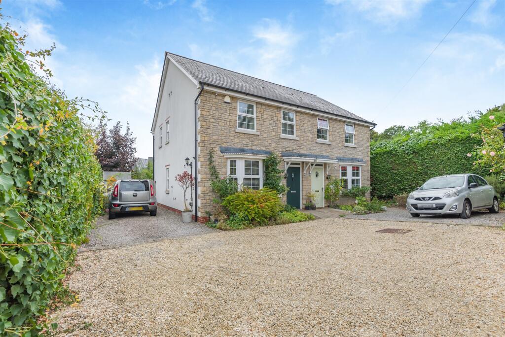 3-bed semi-detached on Welsh Street, Chepstow, £380,000